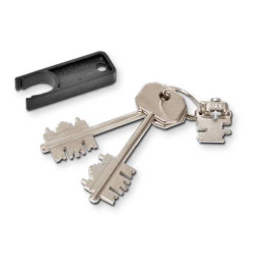 BLOCCHETTO CON TRE CHIAVI chiavi...